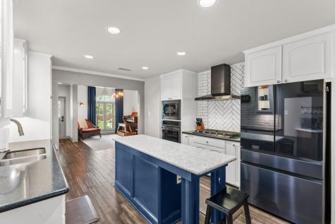 404 Arbor Lawn Drive Burleson TX 76028