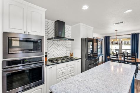 404 Arbor Lawn Drive Burleson TX 76028