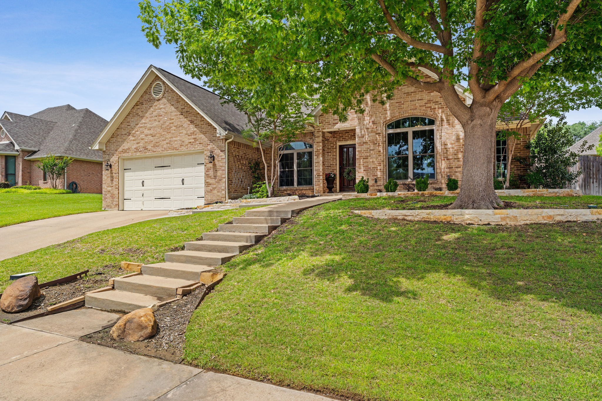 404 Arbor Lawn Drive Burleson TX 76028