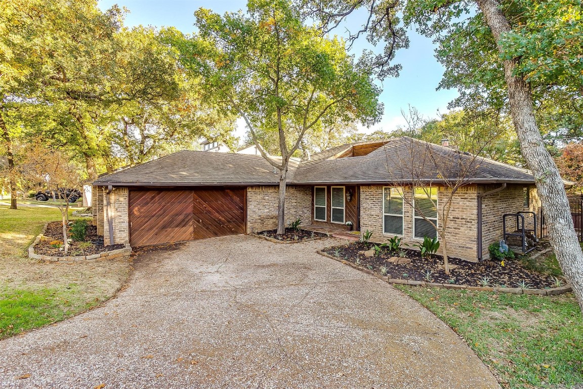 5720 Trails Edge Court Arlington TX 76017