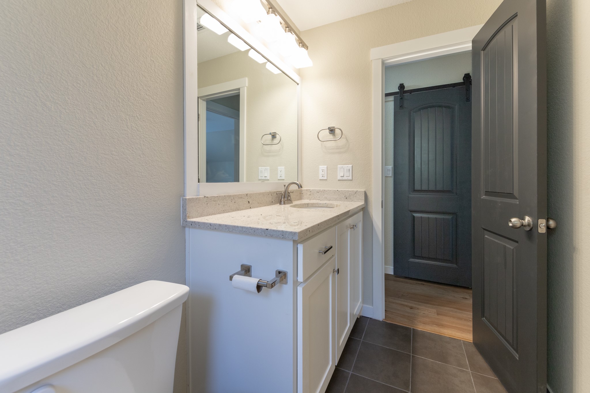 2000 Kerry Drive Arlington TX 76013