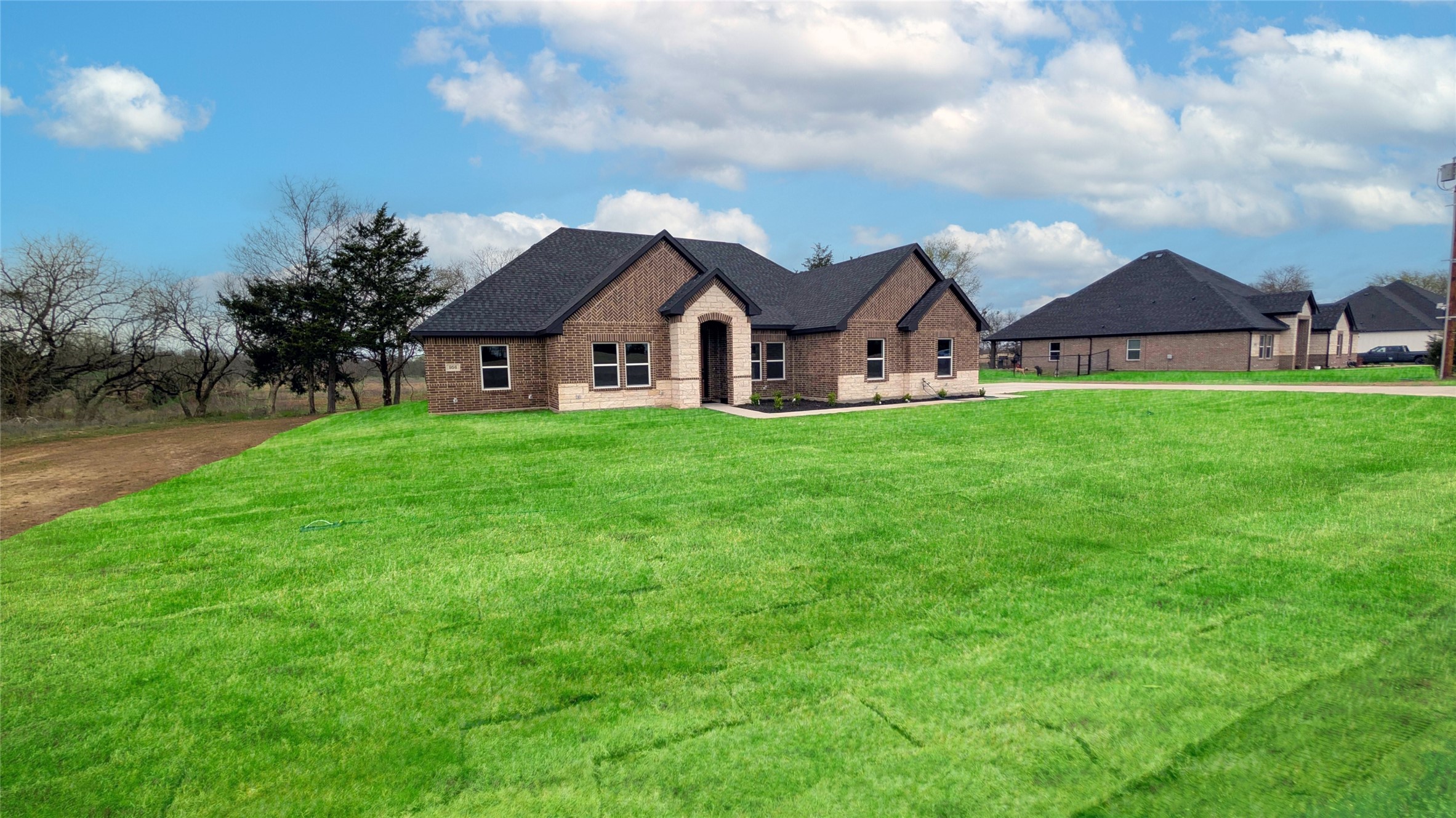 956 County Road 4108 Greenville TX 75401