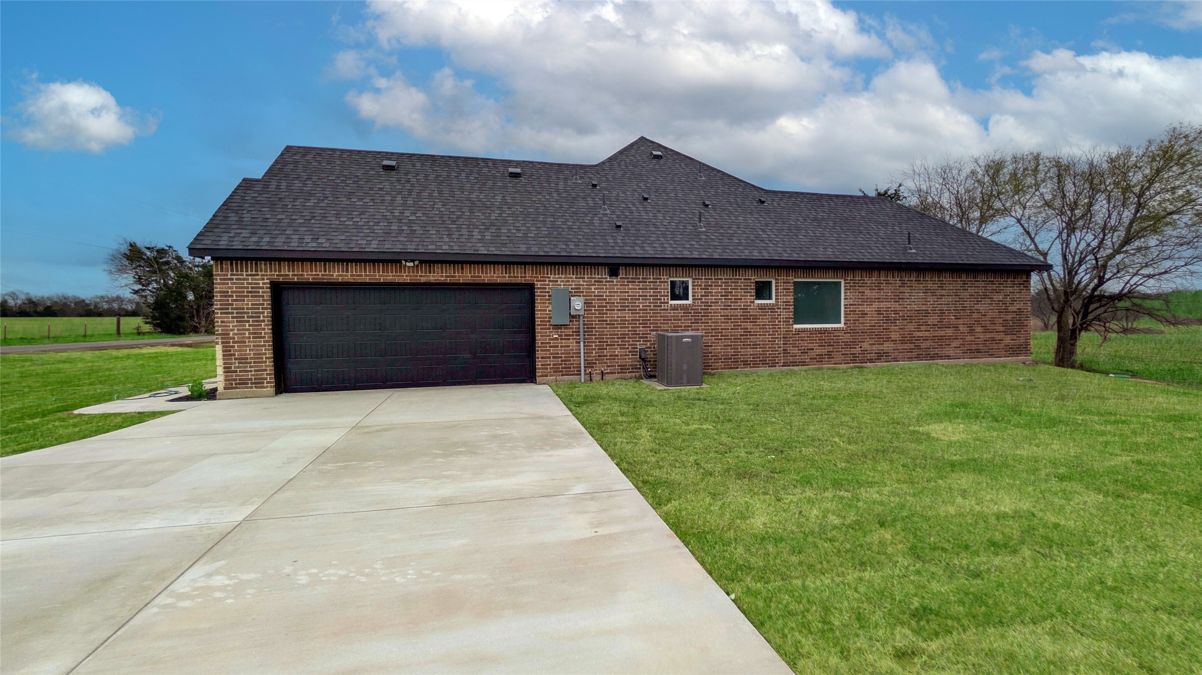 956 County Road 4108 Greenville TX 75401