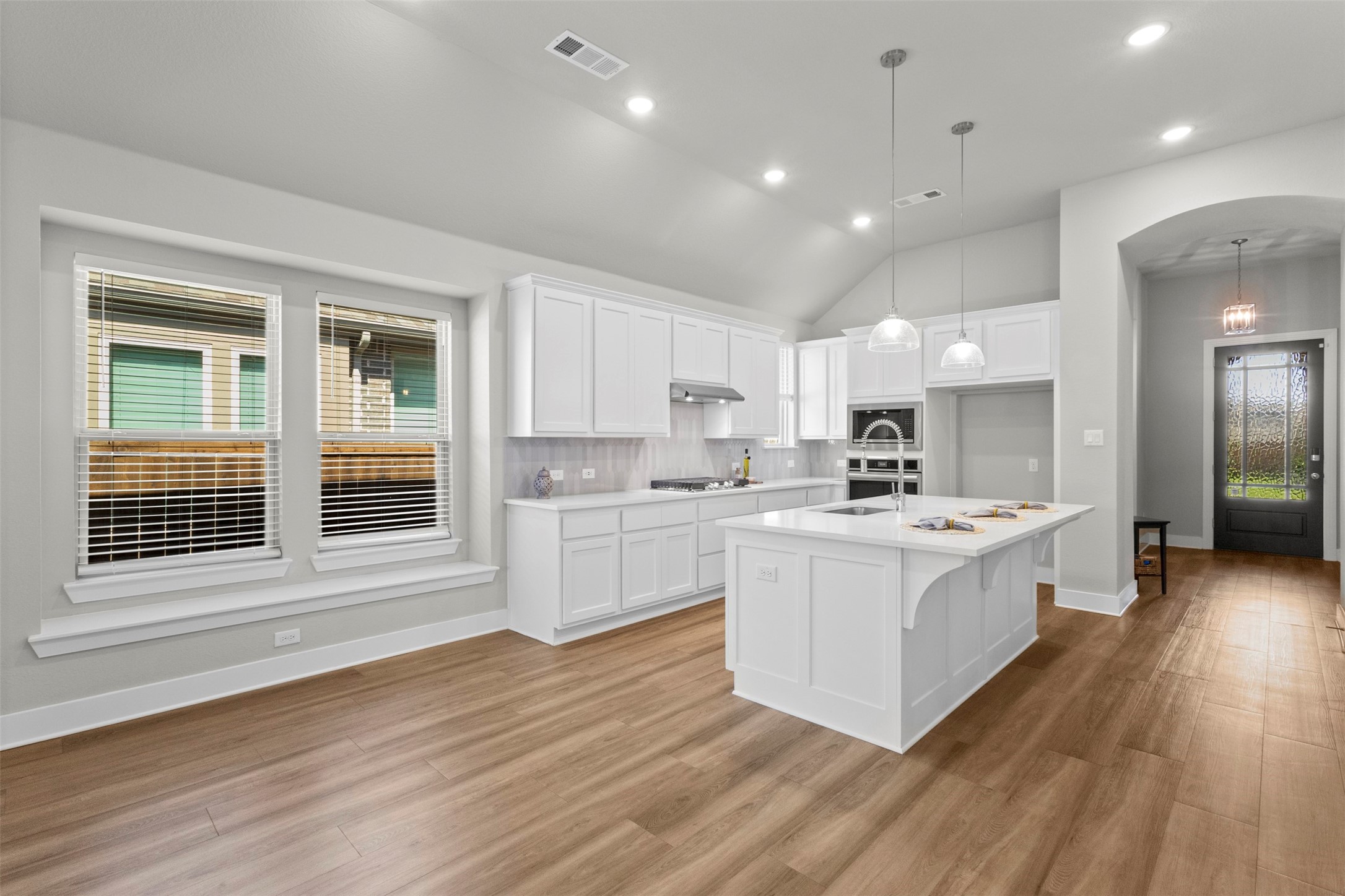 1916 Pelham Drive Aubrey TX 76227