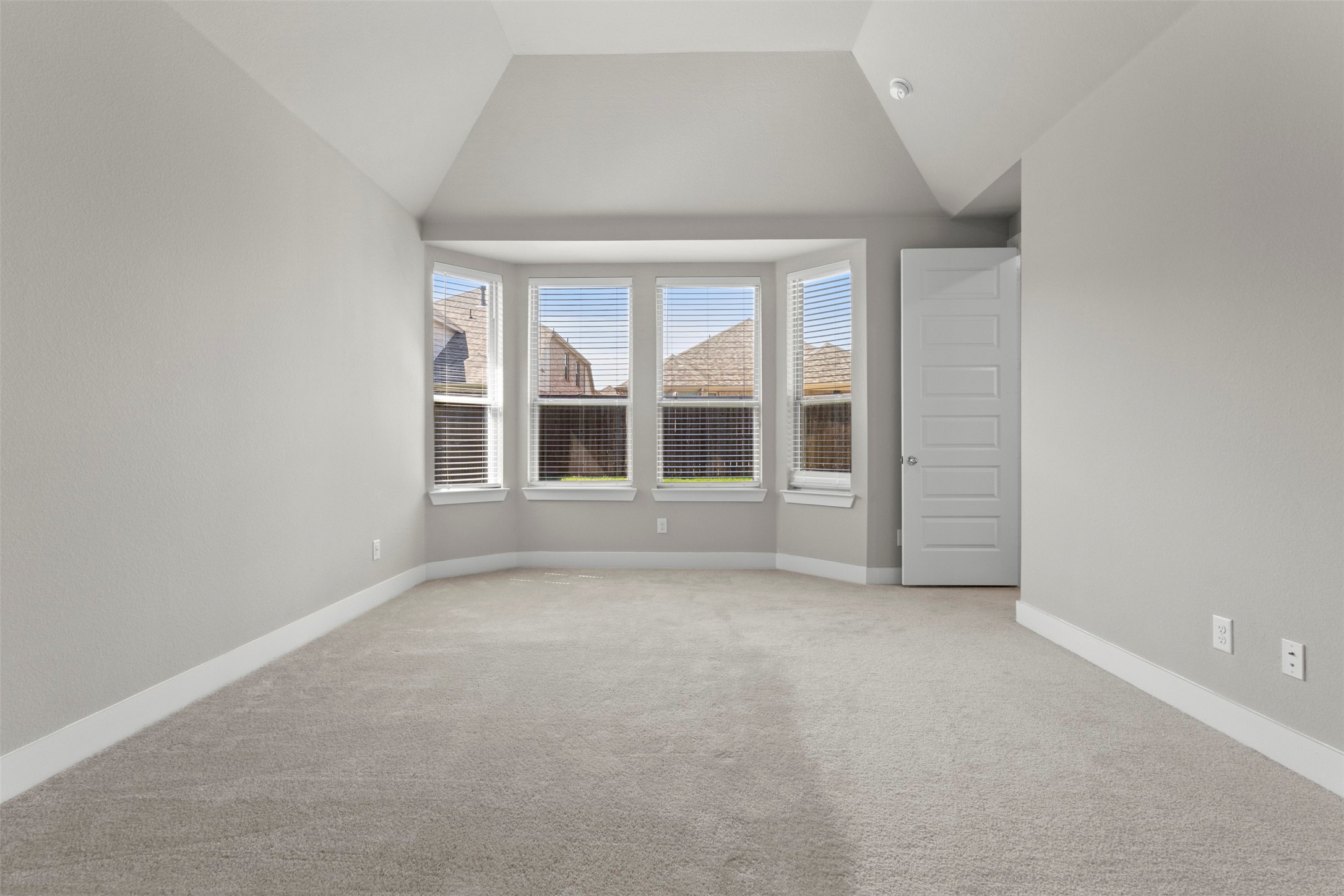 1916 Pelham Drive Aubrey TX 76227