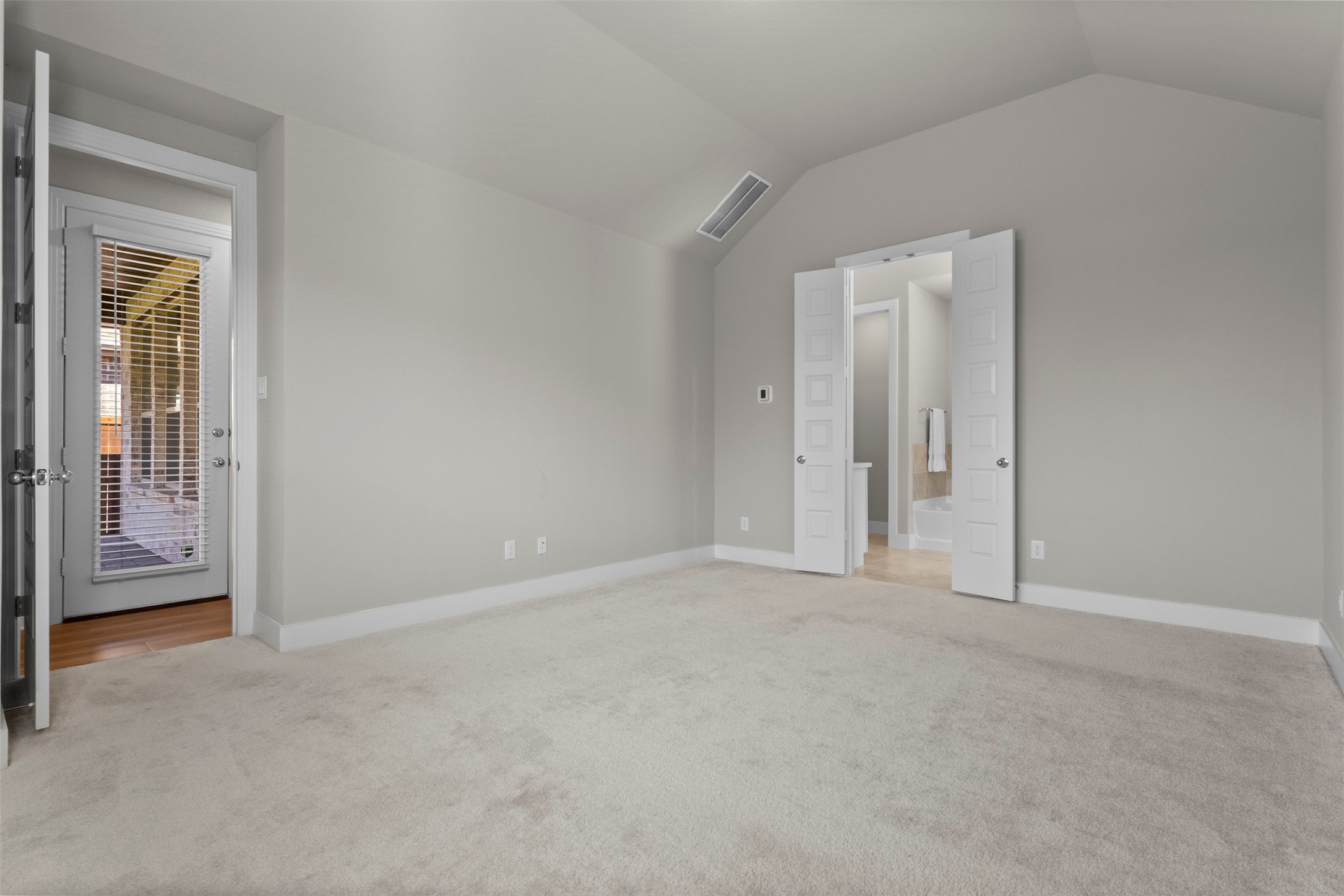 1916 Pelham Drive Aubrey TX 76227