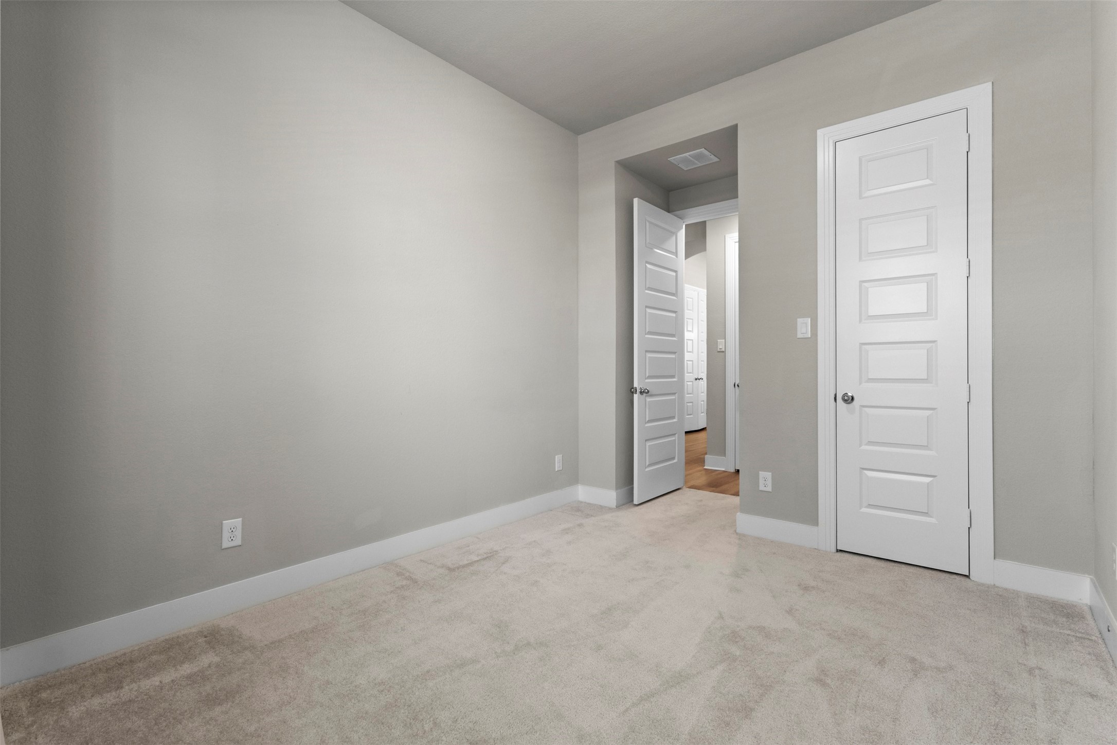 1916 Pelham Drive Aubrey TX 76227