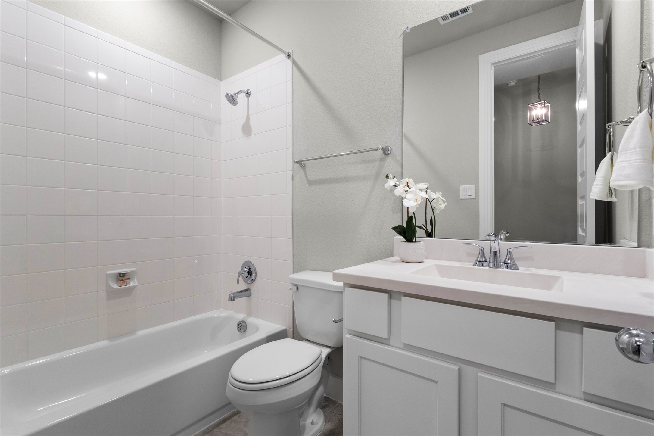 1916 Pelham Drive Aubrey TX 76227