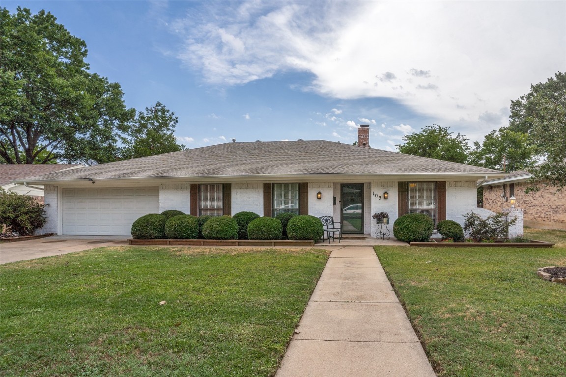 103 W Lavender Lane Arlington TX 76010