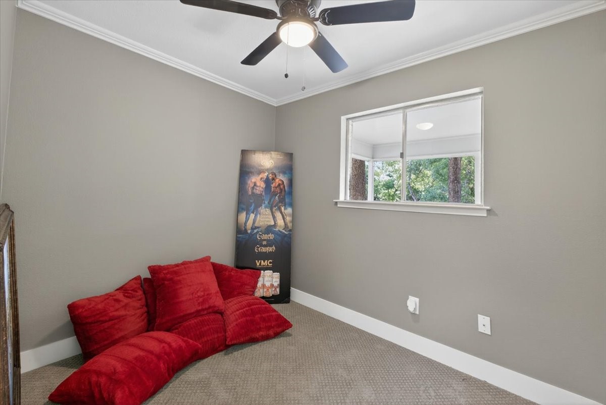 2715 Green Oaks Boulevard Arlington TX 76017
