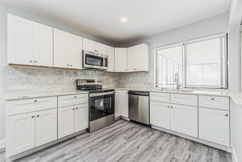 454 Brookview Drive Garland TX 75043
