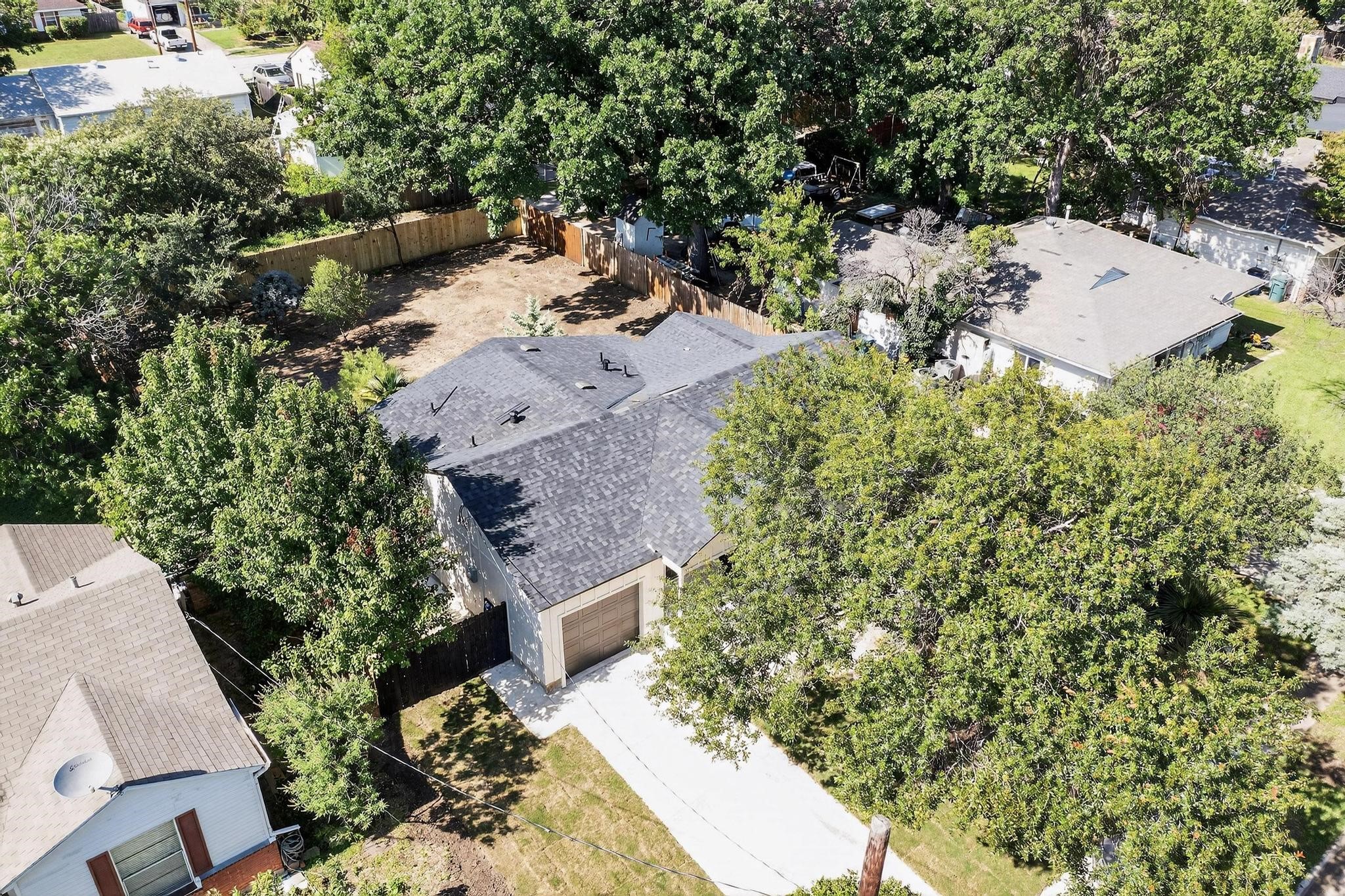 1105 Ryan Avenue Carrollton TX 75006