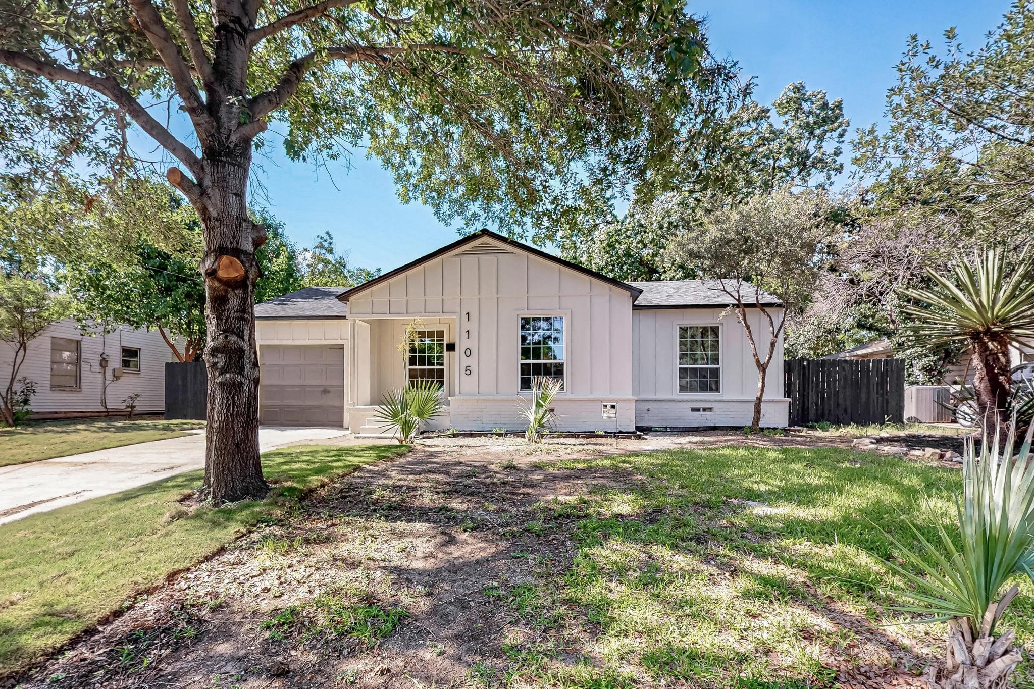 1105 Ryan Avenue Carrollton TX 75006