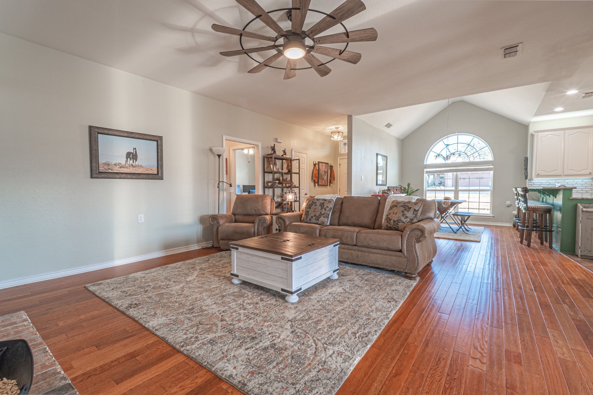 100 San Chez Drive Lake Kiowa TX 76240