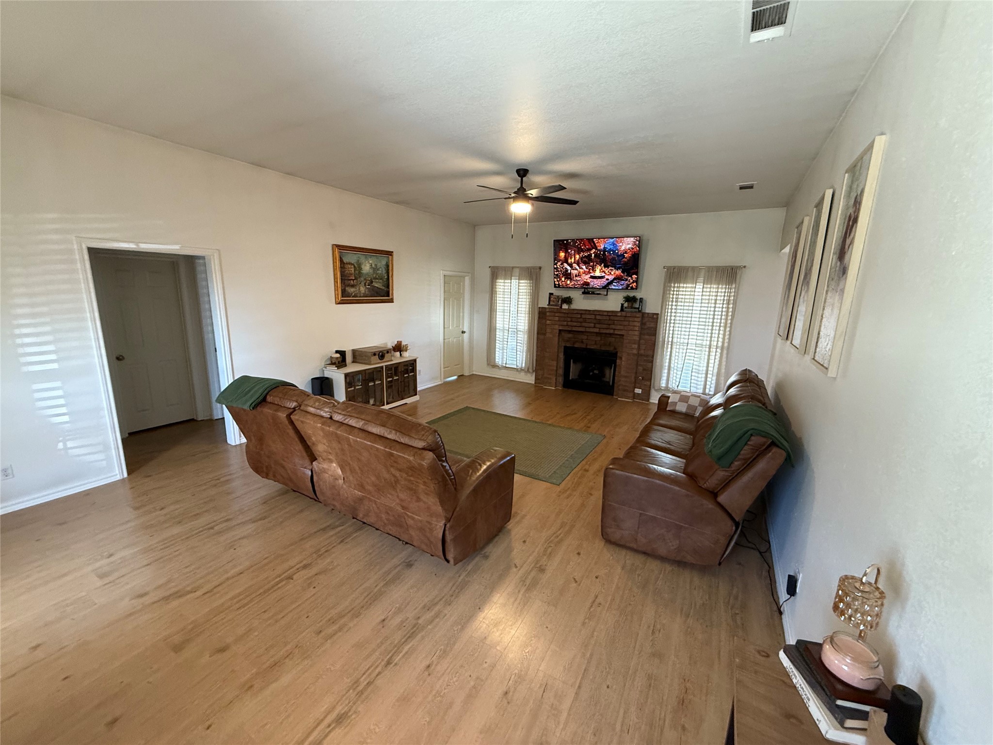 2 Broadmoor Court Bonham TX 75418