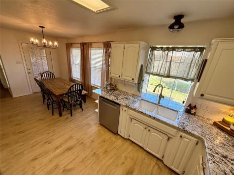 2 Broadmoor Court Bonham TX 75418