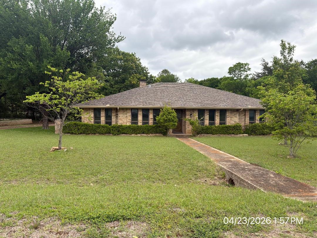 103 Red Bud Court Oak Leaf TX 75154