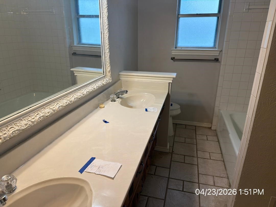 103 Red Bud Court Oak Leaf TX 75154