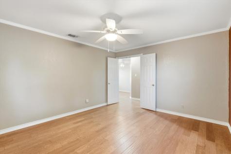 4609 Pioneer Road Balch Springs TX 75180