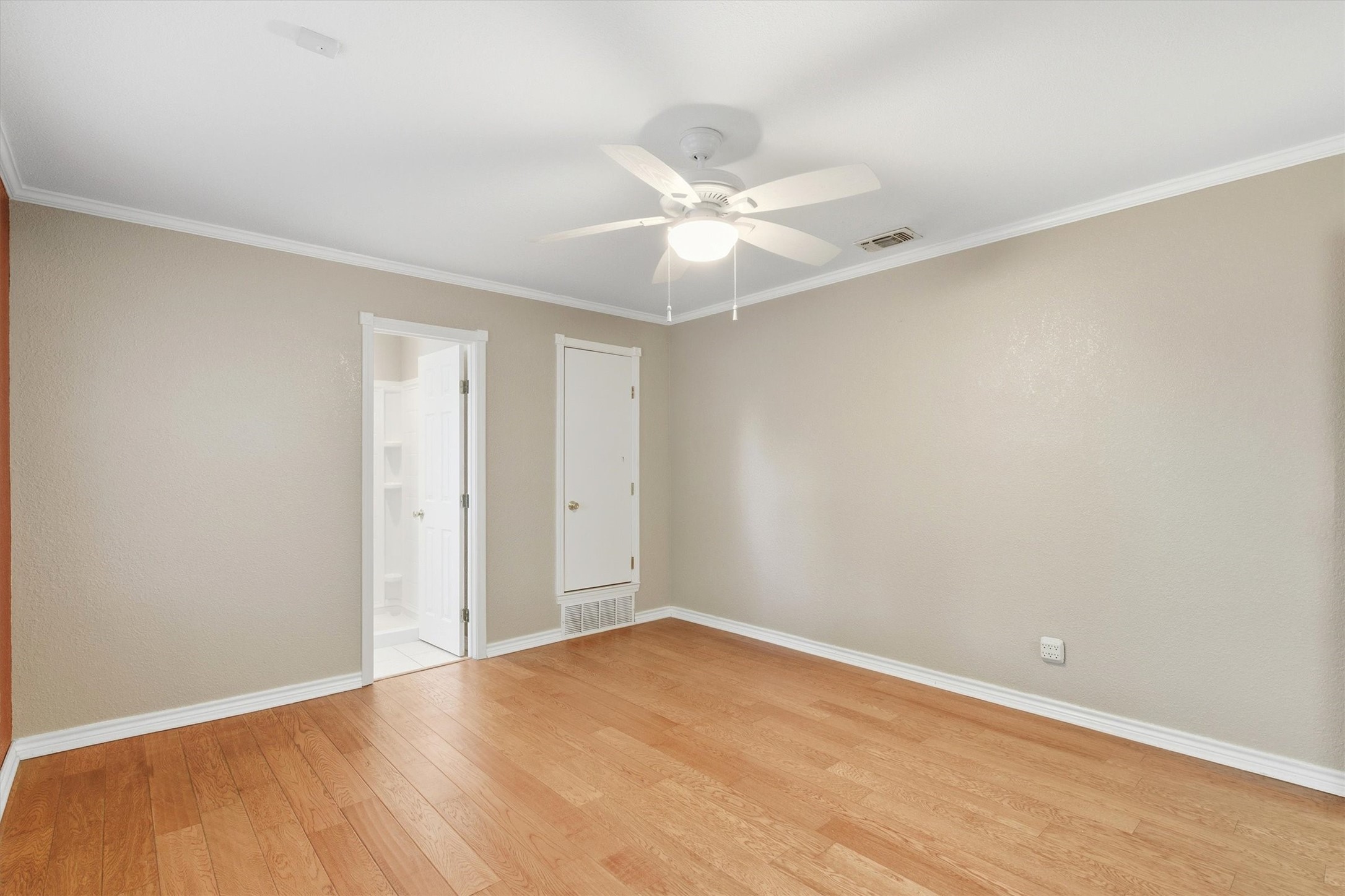 4609 Pioneer Road Balch Springs TX 75180