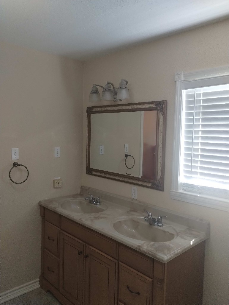 4609 Pioneer Road Balch Springs TX 75180