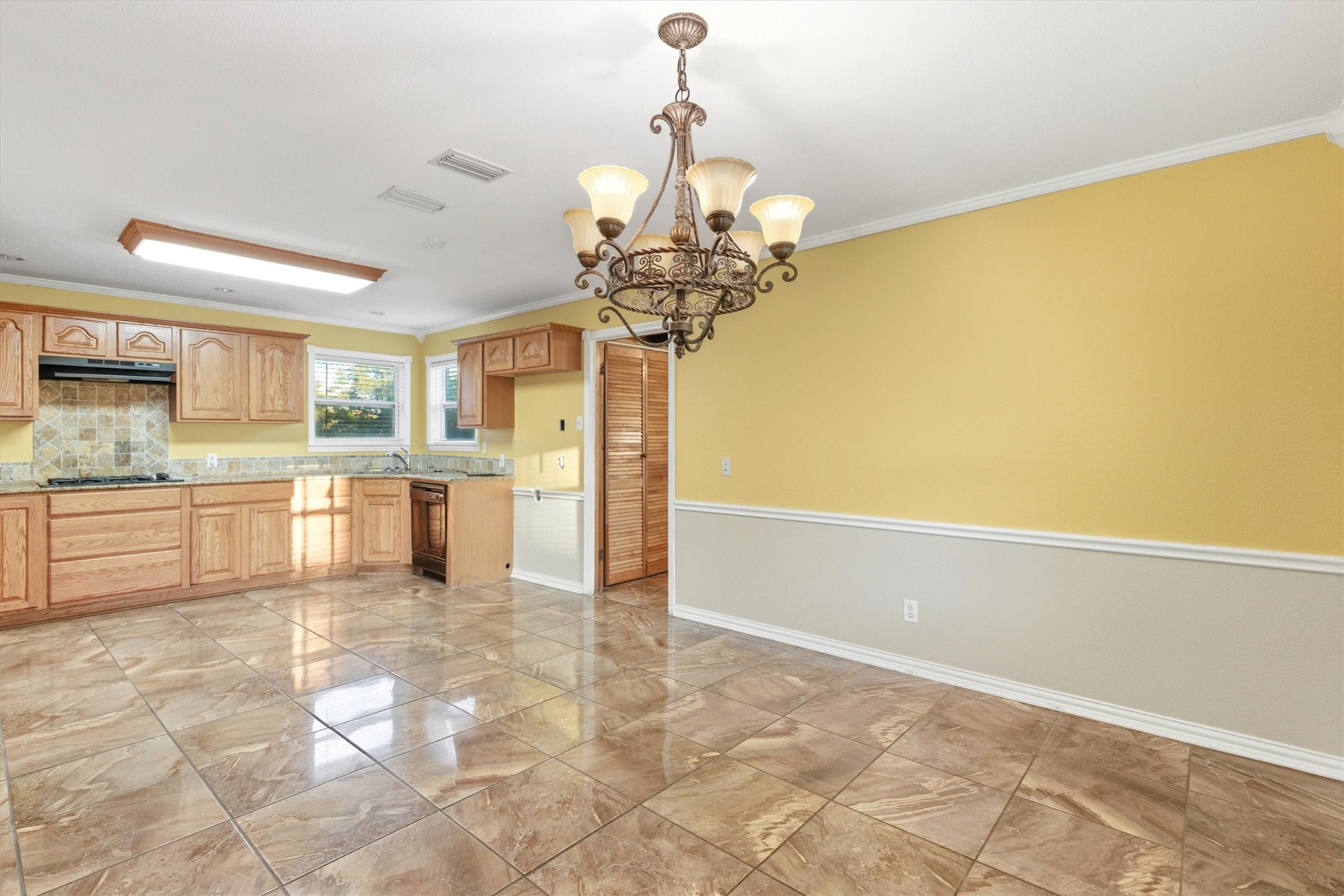 4609 Pioneer Road Balch Springs TX 75180