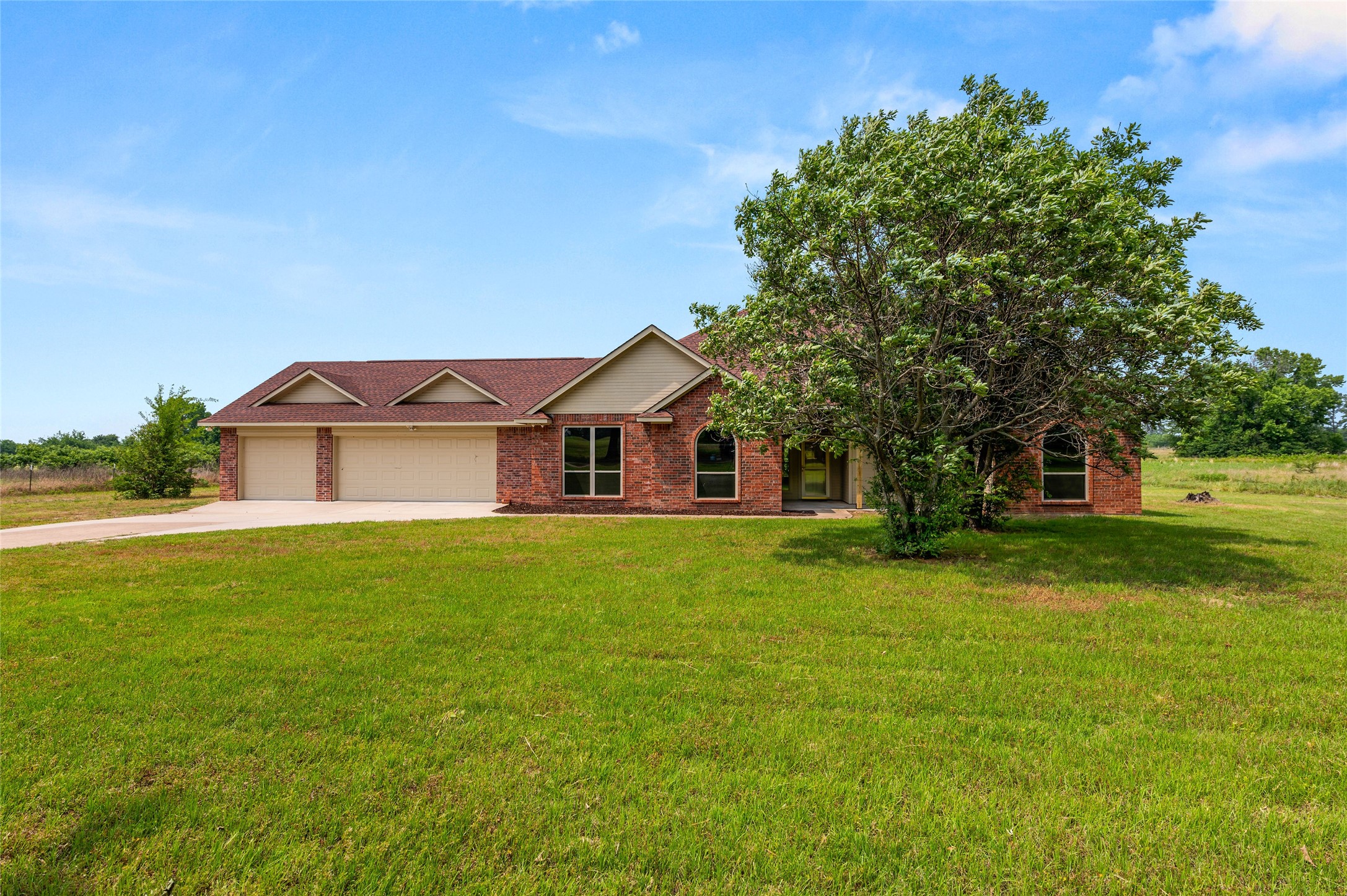 1745 County Road 1570 Alba TX 75410