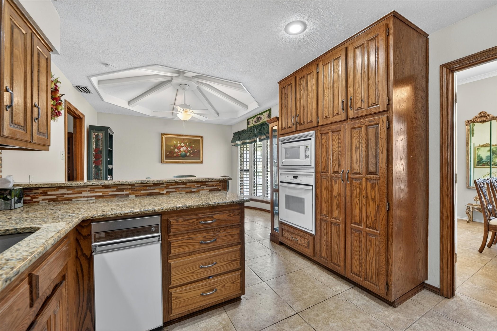 2317 Meandering Way Arlington TX 76011