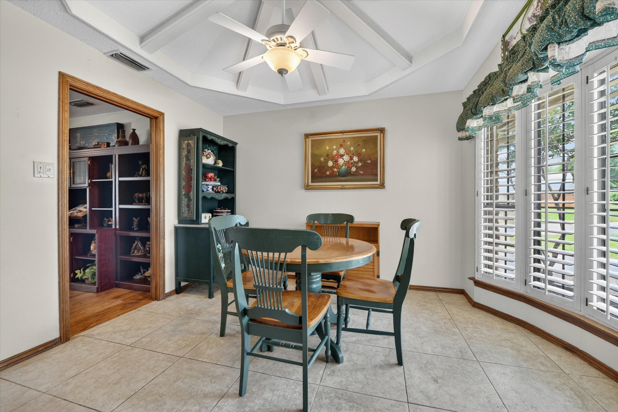 2317 Meandering Way Arlington TX 76011