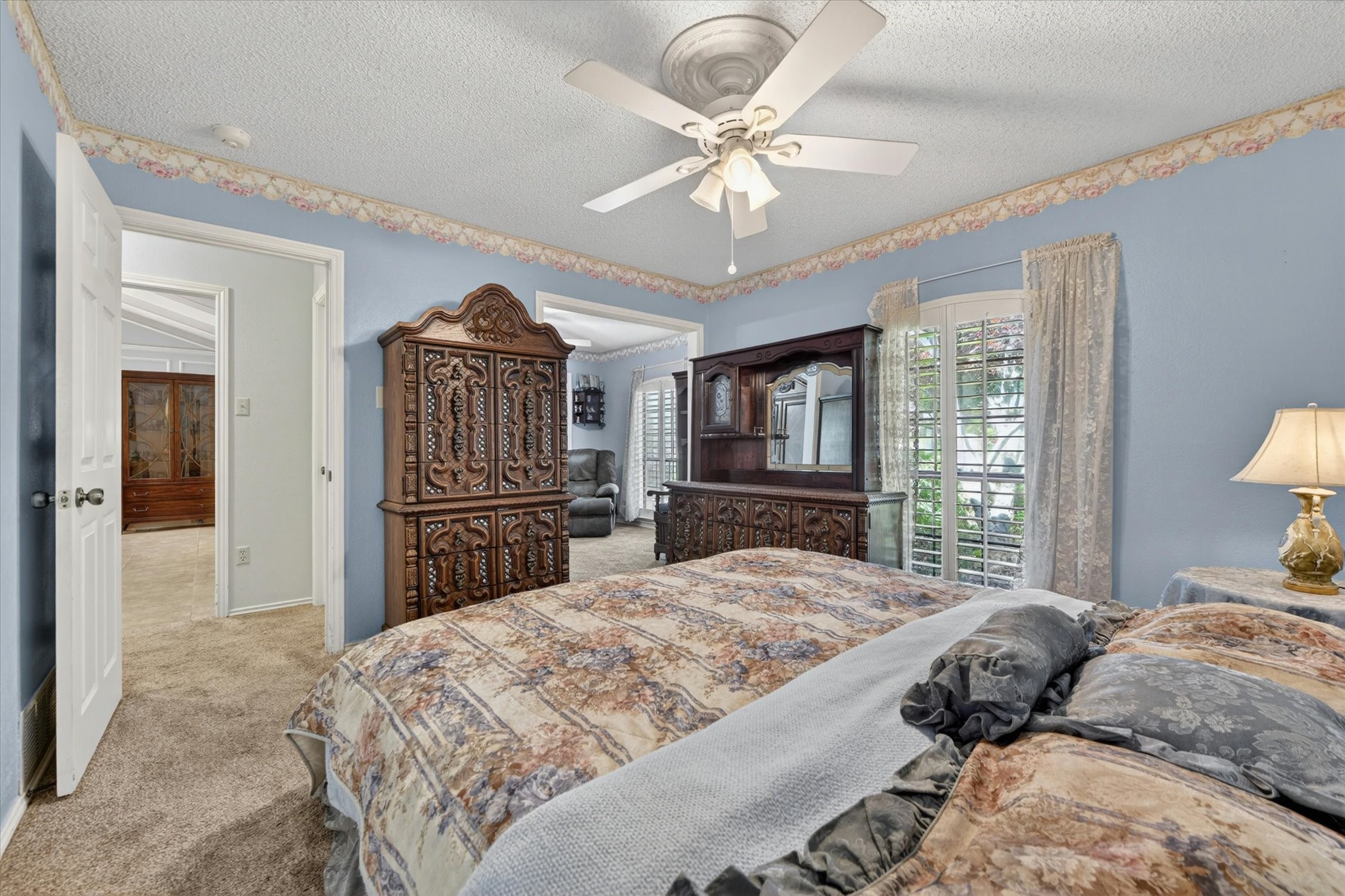 2317 Meandering Way Arlington TX 76011