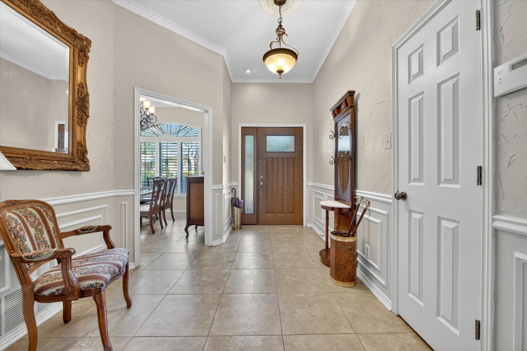 2317 Meandering Way Arlington TX 76011