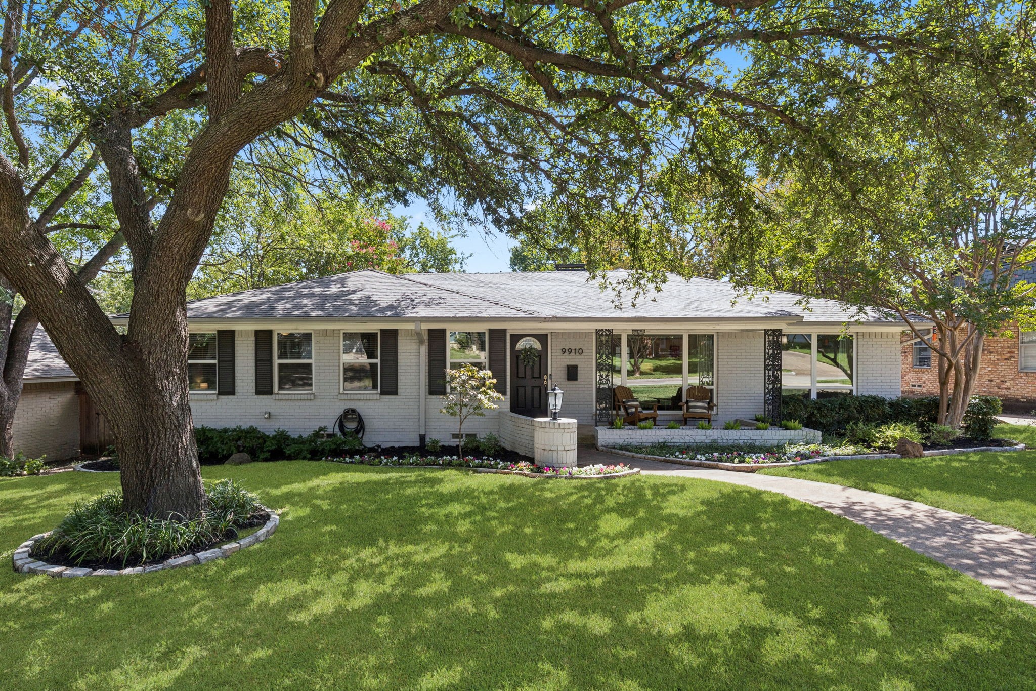 9910 Lanshire Drive Dallas TX 75238