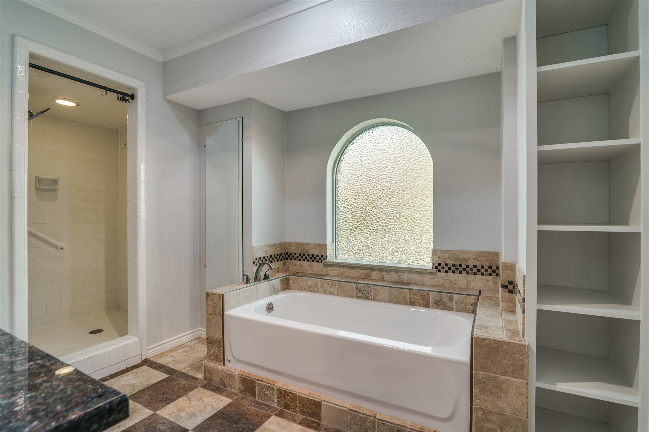 1405 Carriage Lane Garland TX 75043