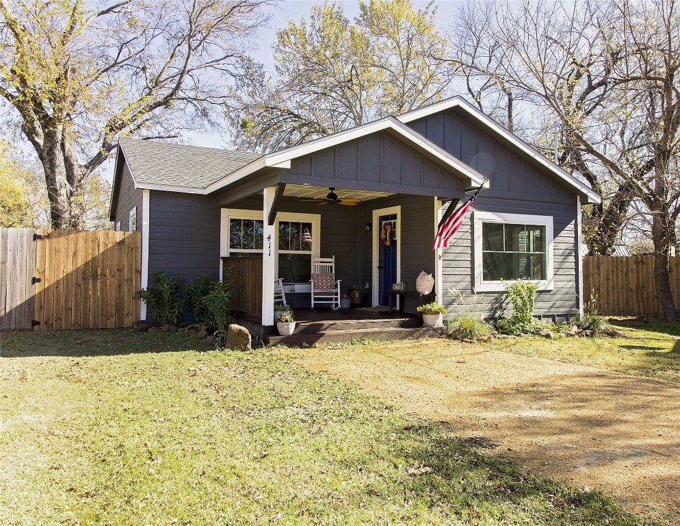 411 Dewitt Street Collinsville TX 76233