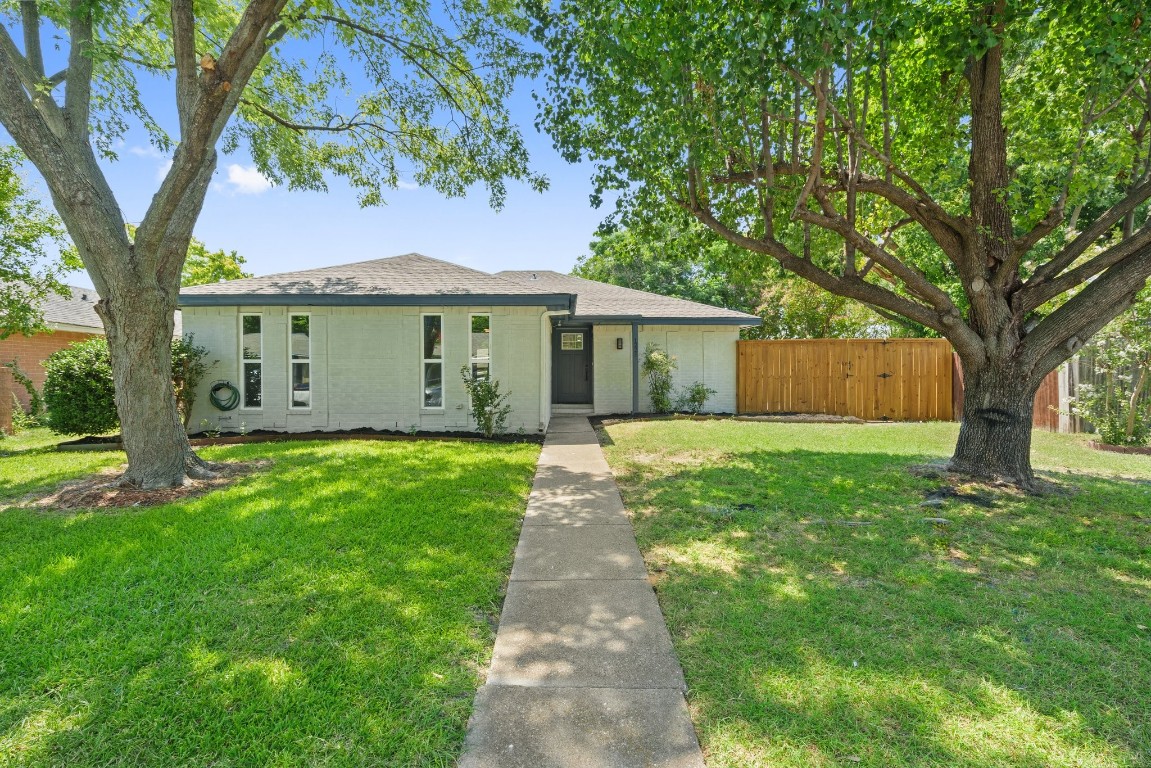 1225 Trinidad Lane Garland TX 75040