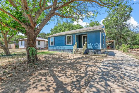 4908 Almena Road River Oaks TX 76114