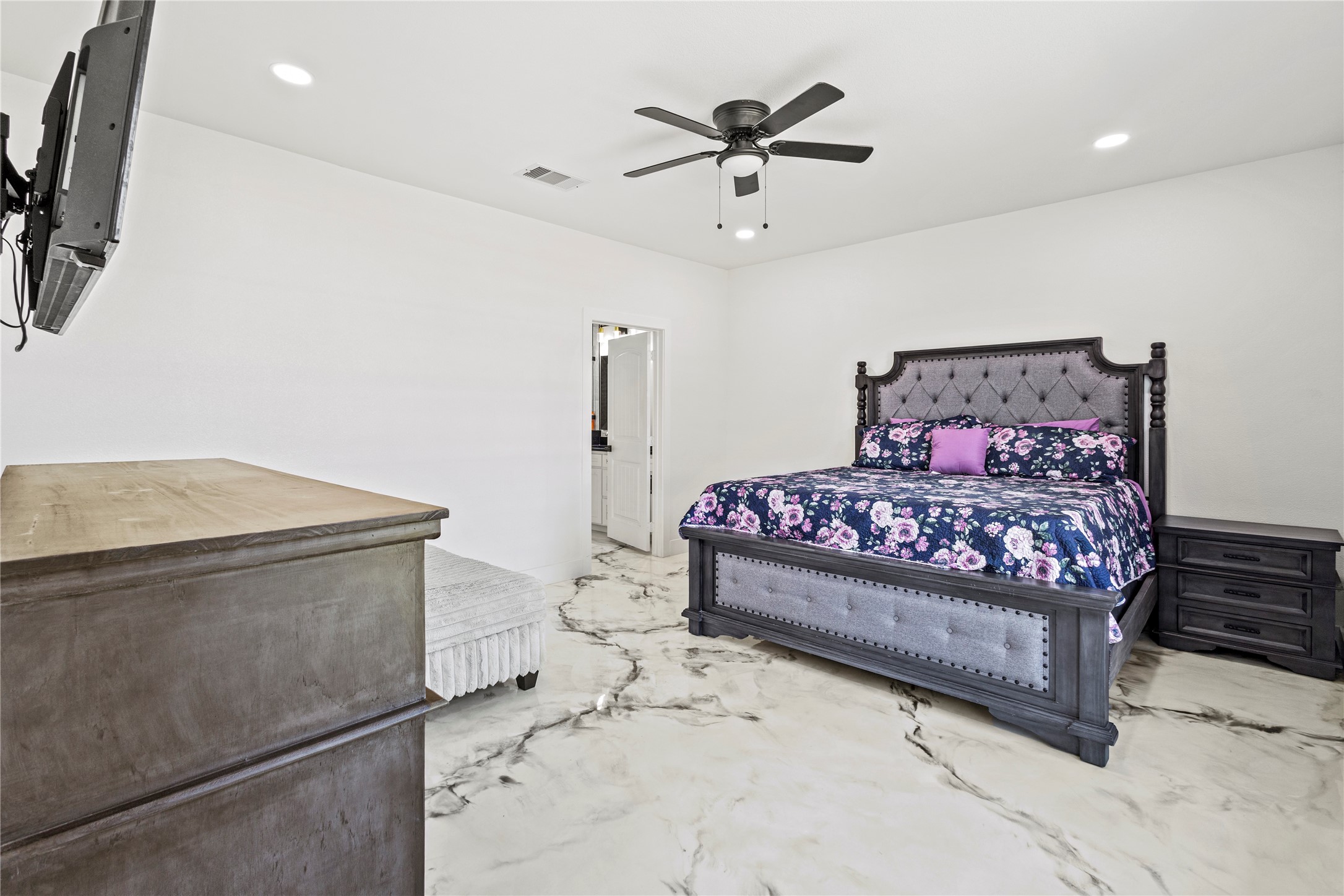 233 Private Road 7786 Wills Point TX 75169