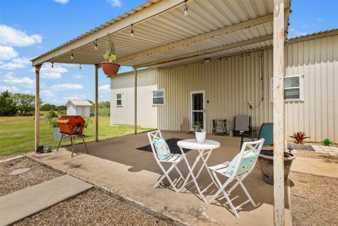 343 Meadow Lark Lane Bowie TX 76230