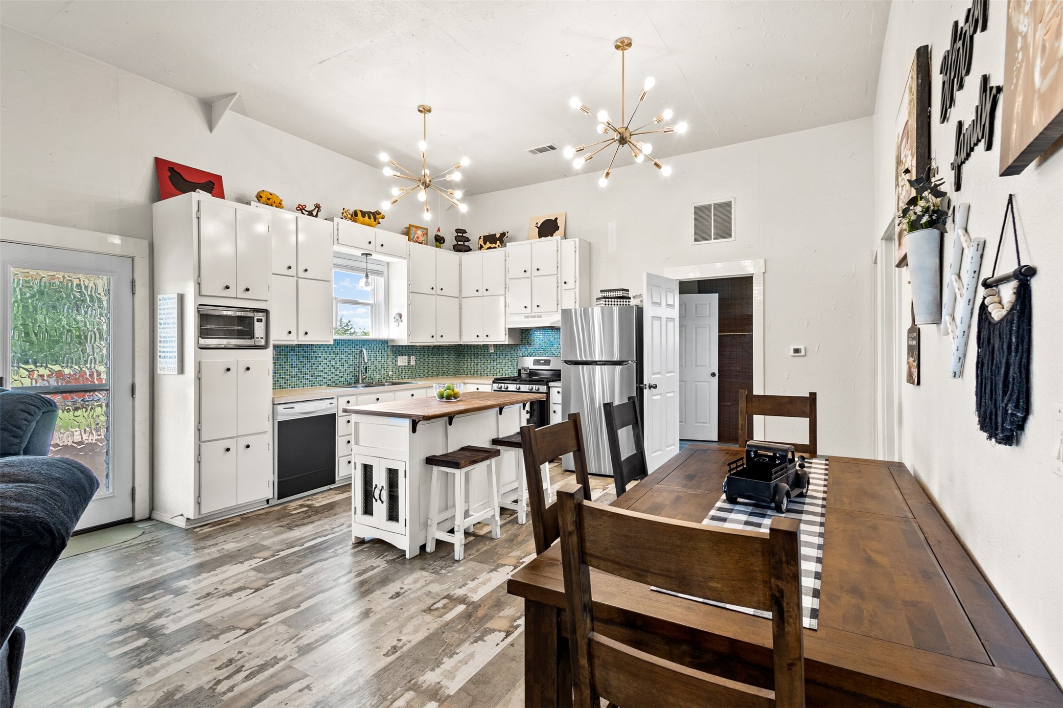 343 Meadow Lark Lane Bowie TX 76230