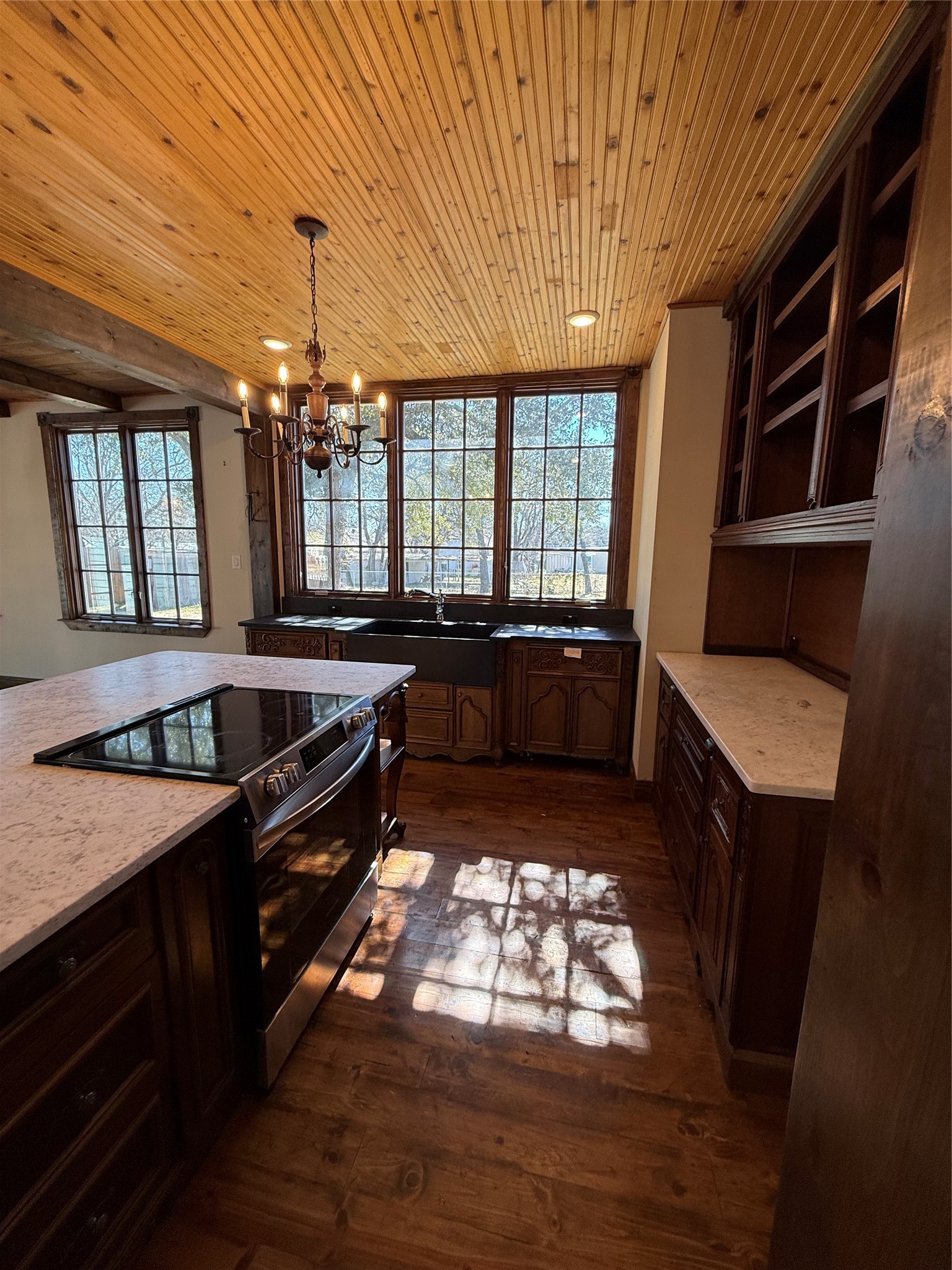 202 Throckmorton Street Weatherford TX 76086