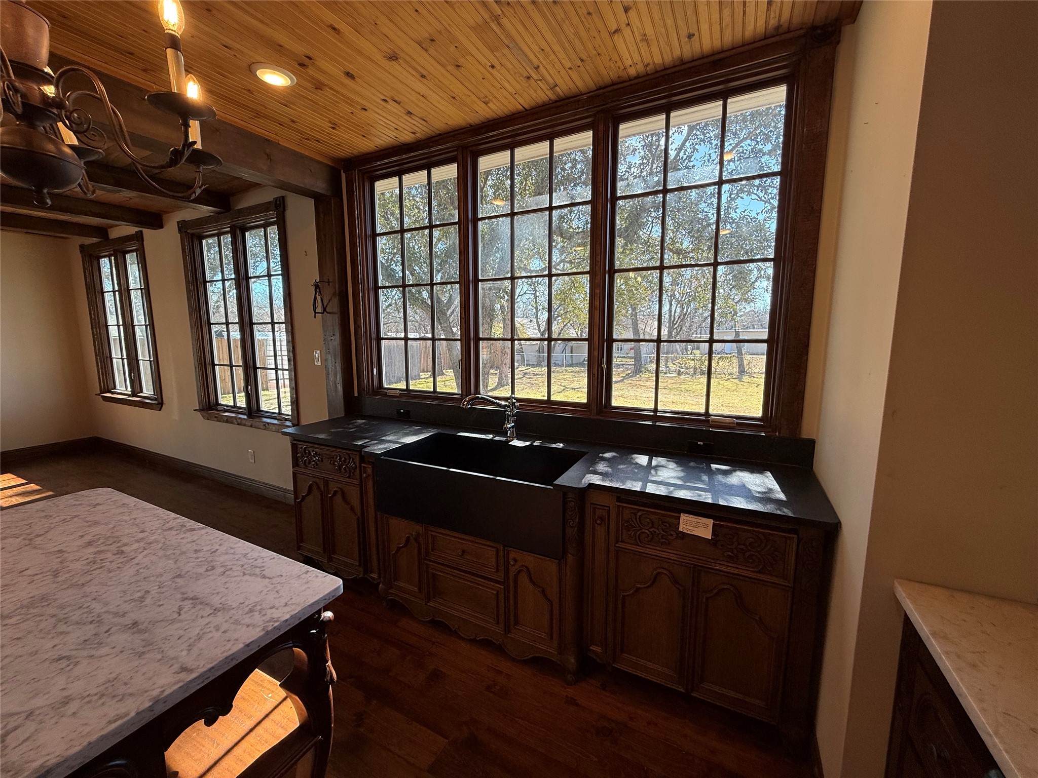 202 Throckmorton Street Weatherford TX 76086
