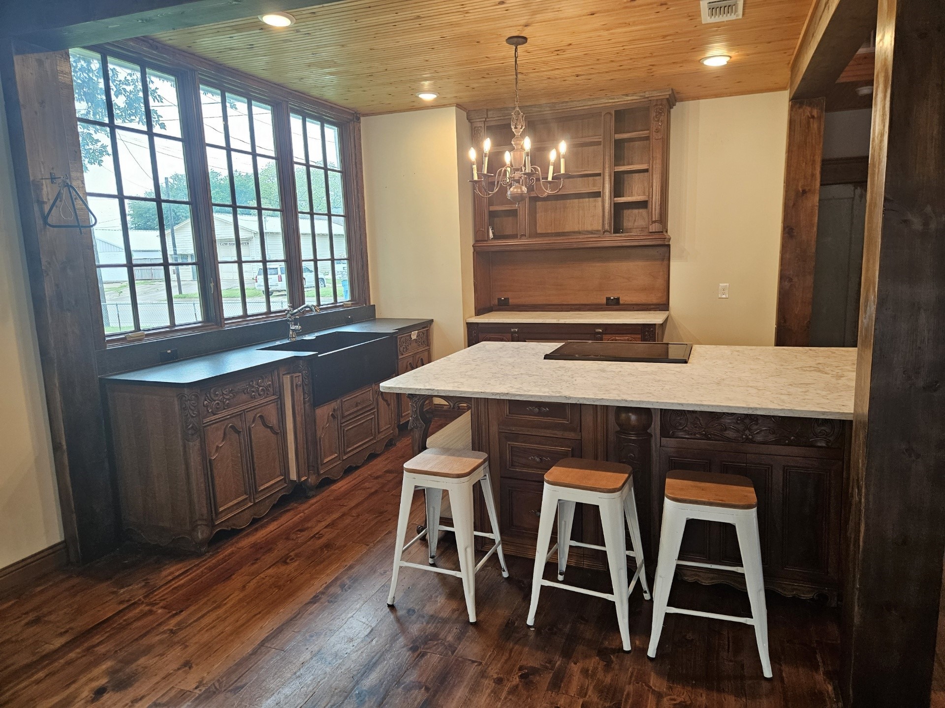 202 Throckmorton Street Weatherford TX 76086