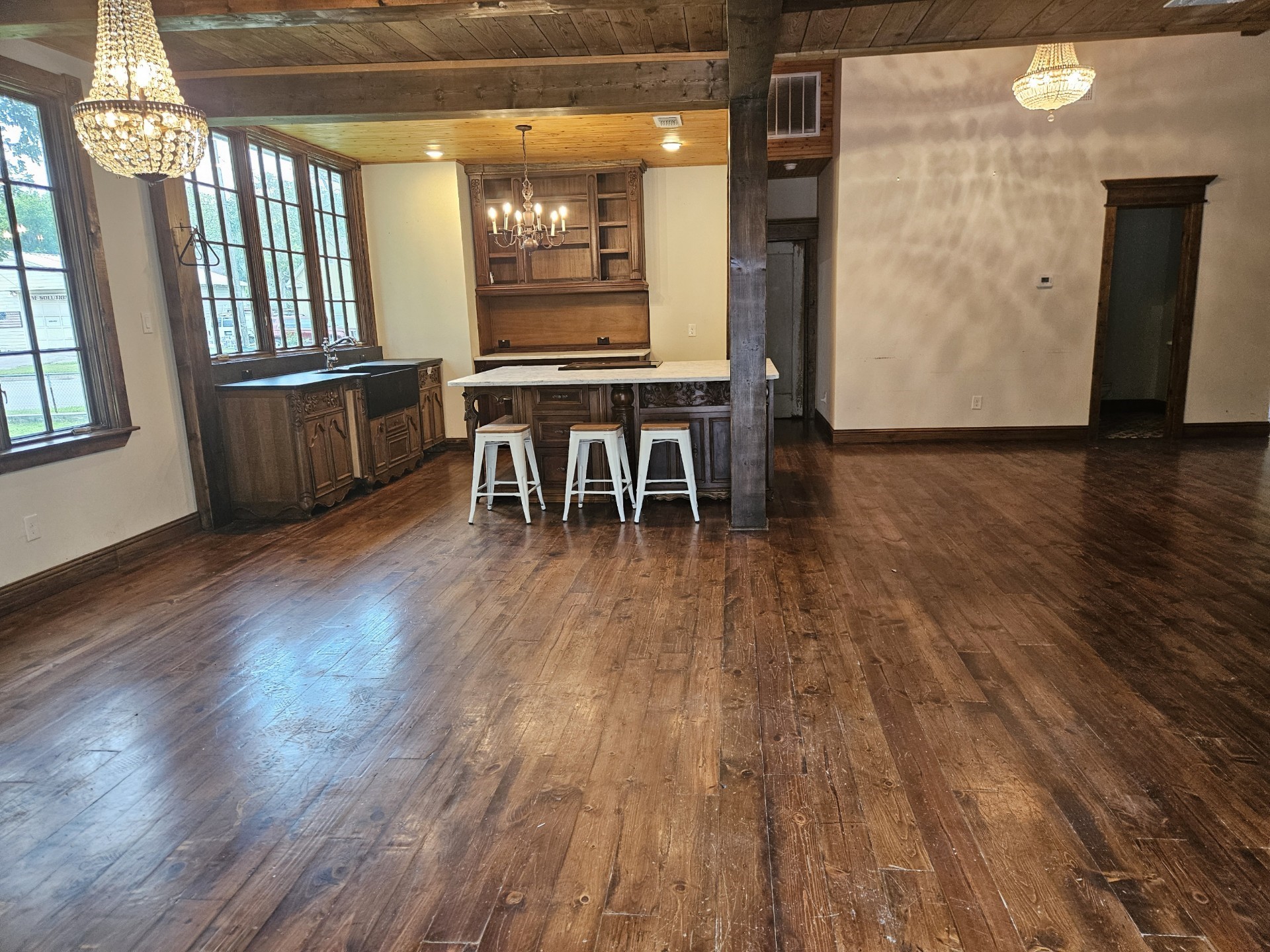 202 Throckmorton Street Weatherford TX 76086