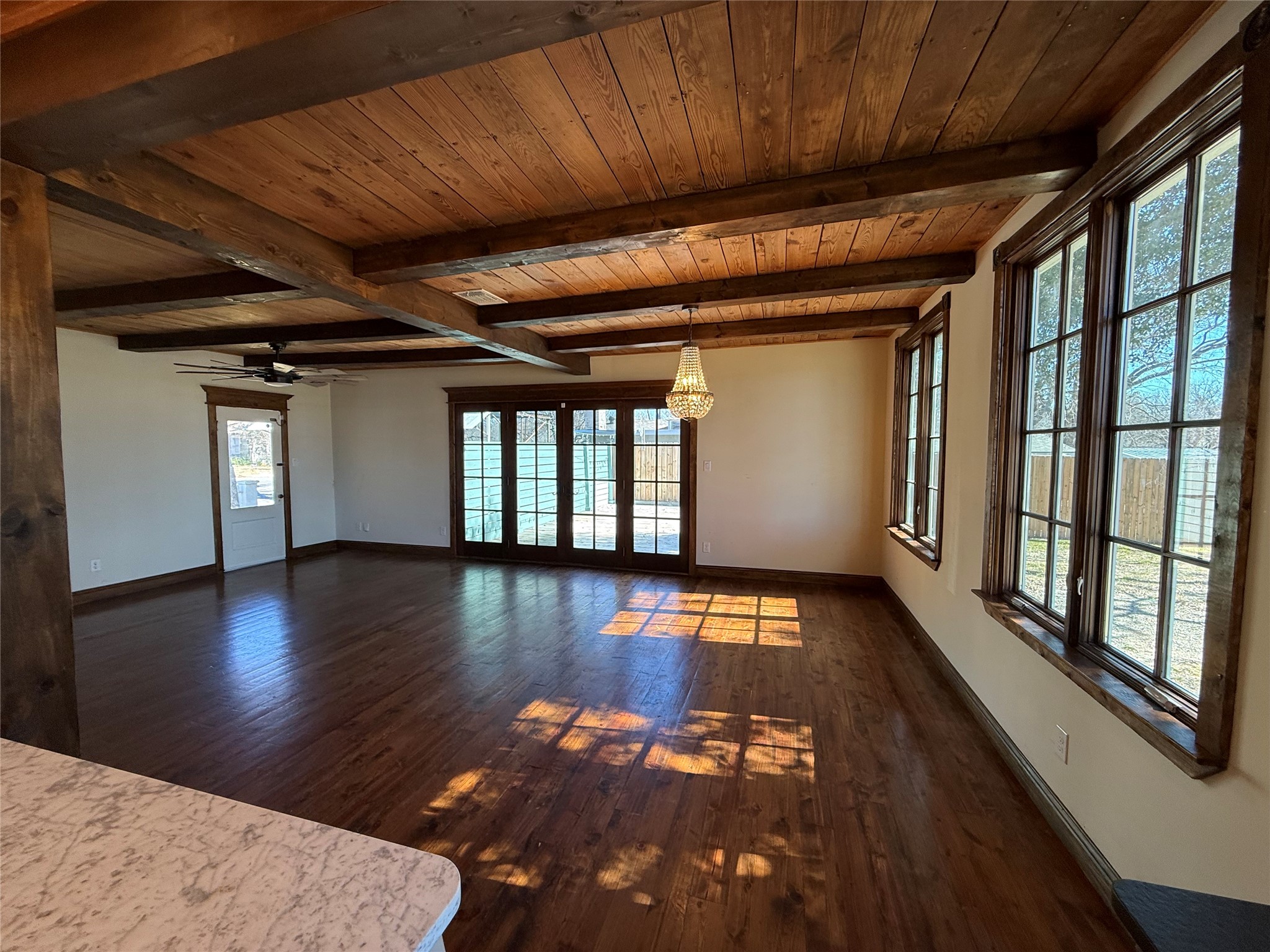 202 Throckmorton Street Weatherford TX 76086