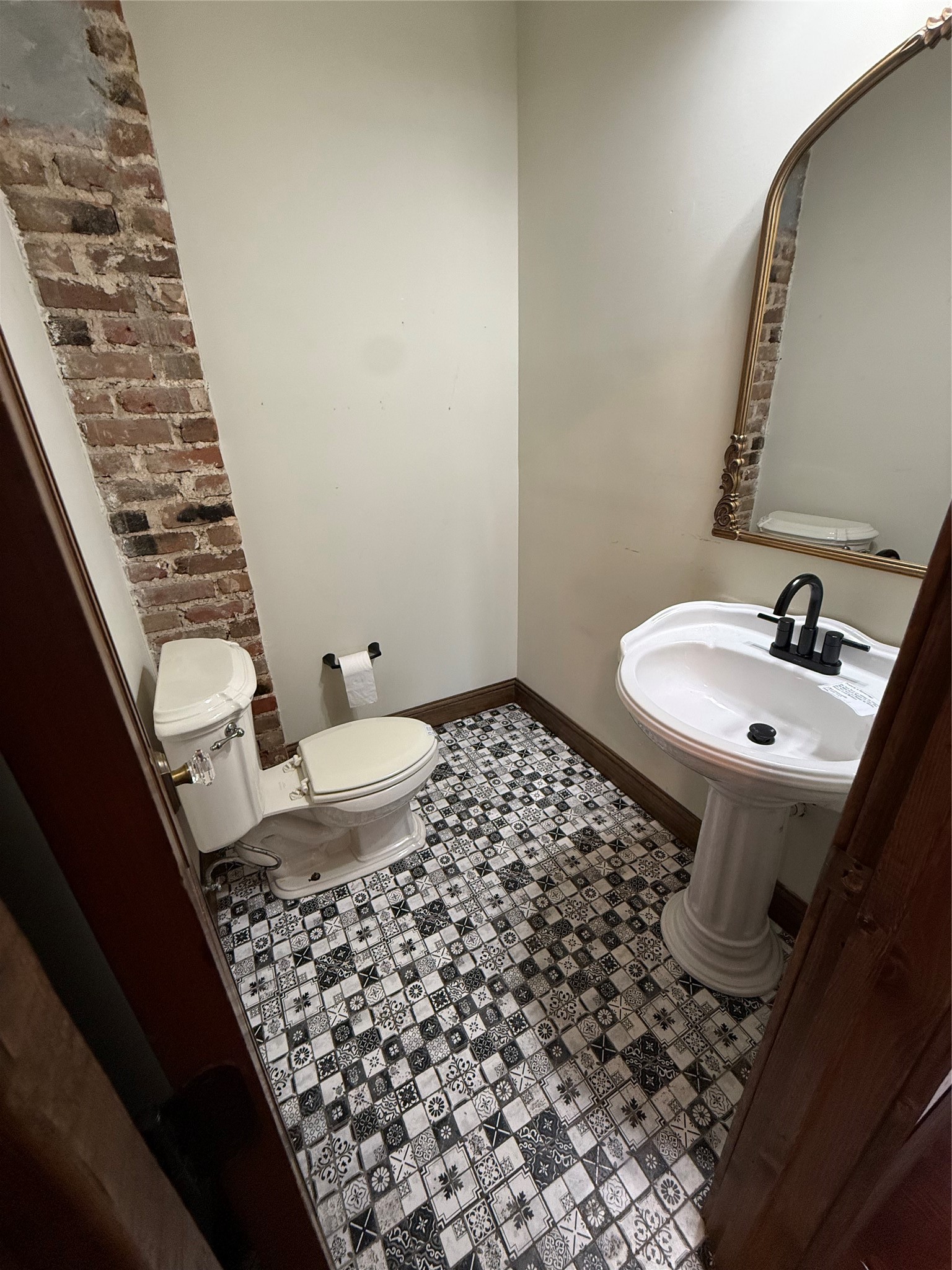 202 Throckmorton Street Weatherford TX 76086