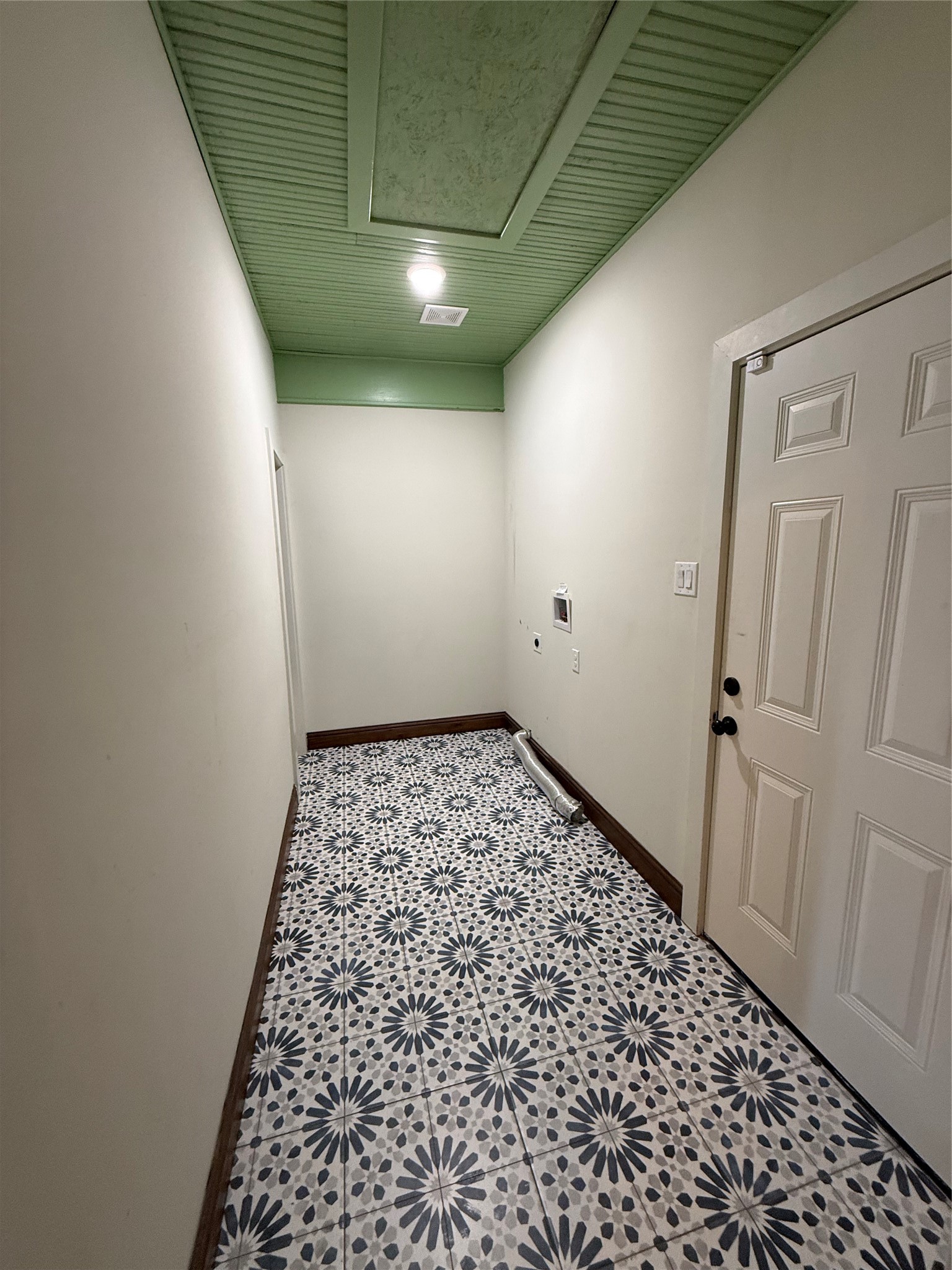 202 Throckmorton Street Weatherford TX 76086
