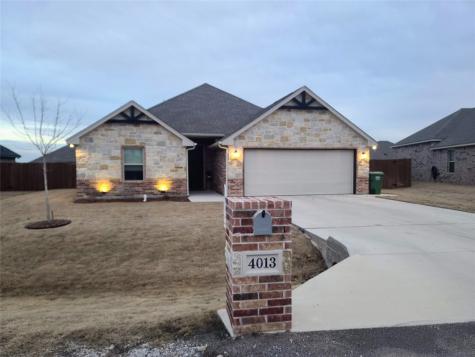 4013 Gallivant Drive Granbury TX 76049