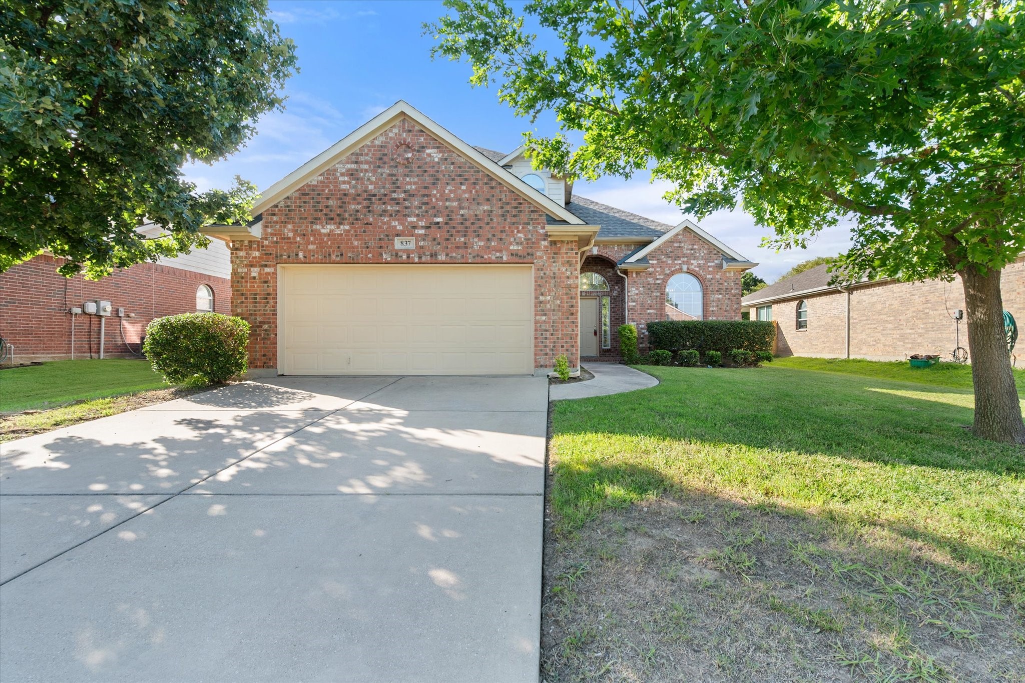 837 Pebblecreek Drive Burleson TX 76028