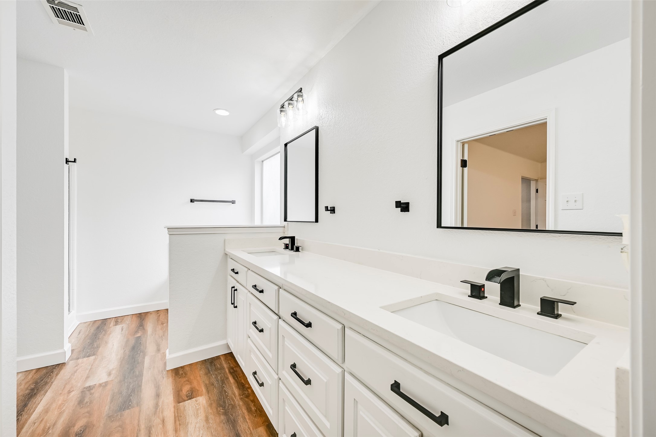 705 Ridgehill Drive Burleson TX 76028