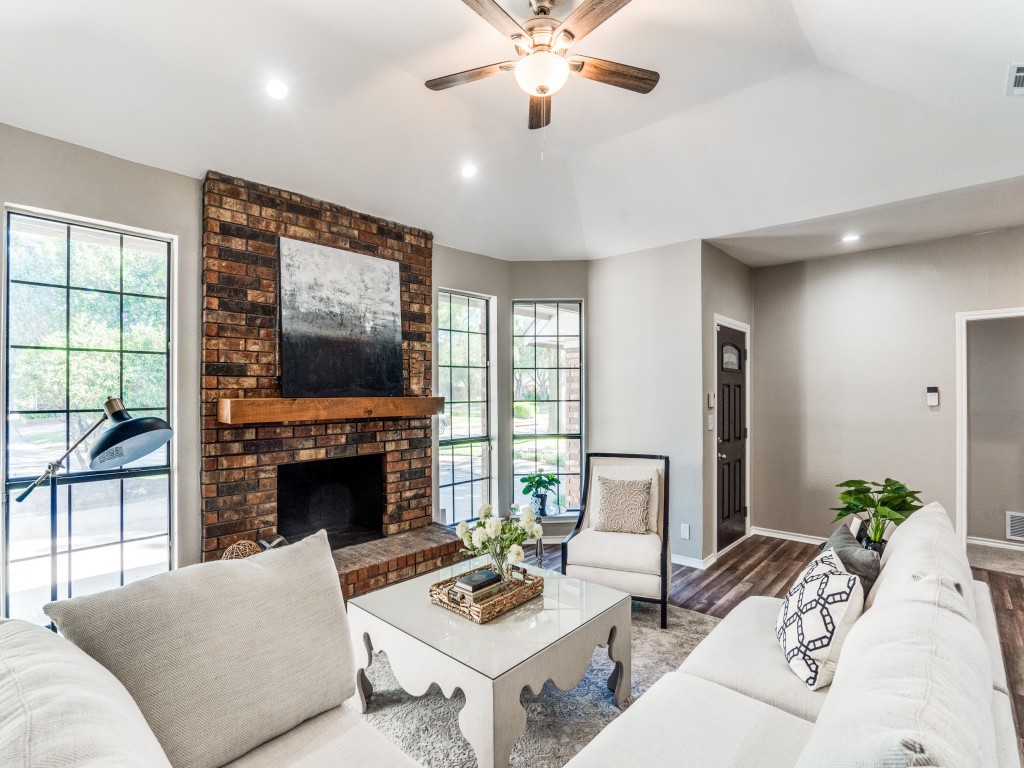 2210 Elmhurst Street Rowlett TX 75088
